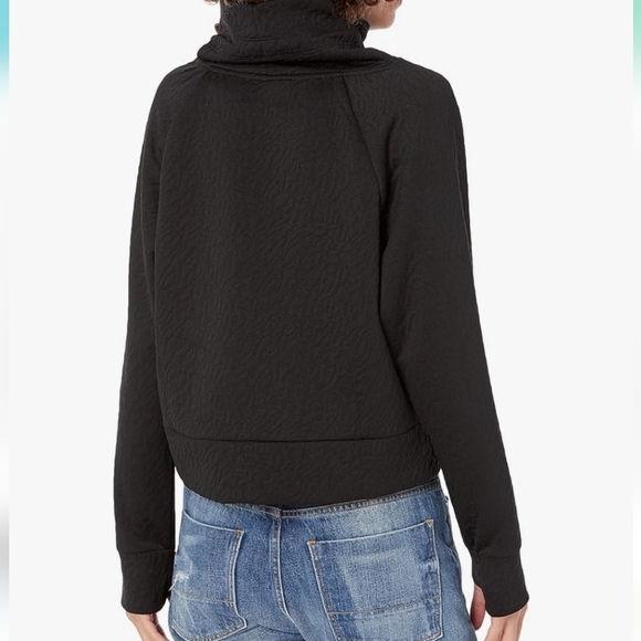 Juicy Couture Sweatshirt Sporty Black Long Sleeve Textured Top size XL - Picture 5 of 11